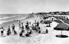 Playa Carrasco. Año 1936. (Foto 6643 FMH.CMDF.IMM.UY)