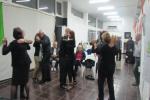 Parejas de vecinos bailando tango en la Sala del Concejo Vecinal 7