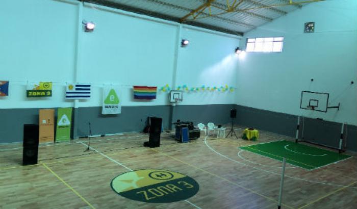 Inauguración de obras en el gimnasio de la Cooperativa José P. Varela Zona 3