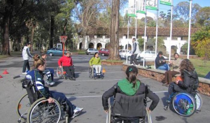 Juegos inclusivos y accesibles en el Municipio E